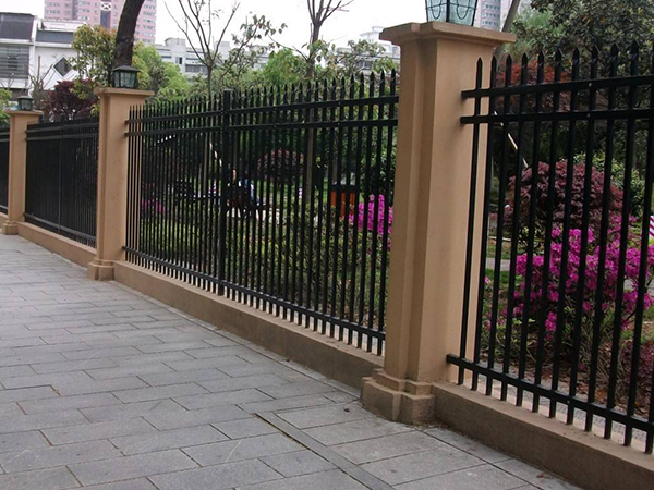 花园锌钢护栏 - 安平县贝纳丰丝网制品有限公司图片2