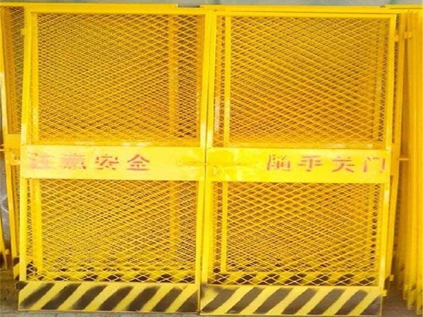 电梯洞口防护网 - 安平县贝纳丰丝网制品有限公司图片2