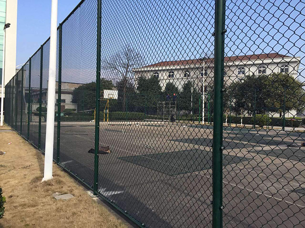 球场围栏网 - 安平县贝纳丰丝网制品有限公司图片3